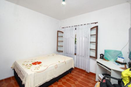 Casa à venda com 299m², 3 quartos e 7 vagasQuarto 2