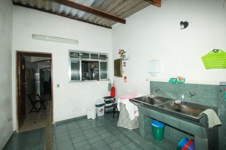 Casa à venda com 299m², 3 quartos e 7 vagasÁrea de Serviço