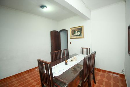 Casa à venda com 299m², 3 quartos e 7 vagasSala de Jantar
