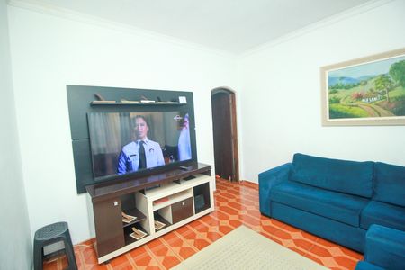 Casa à venda com 299m², 3 quartos e 7 vagasSala