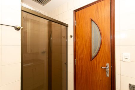 Apartamento para alugar com 61m², 3 quartos e 1 vaga Apartamento para alugar com 61m², 3 quartos e 1 vagaBanheiro