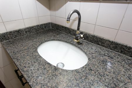 Apartamento para alugar com 61m², 3 quartos e 1 vaga Apartamento para alugar com 61m², 3 quartos e 1 vagaBanheiro