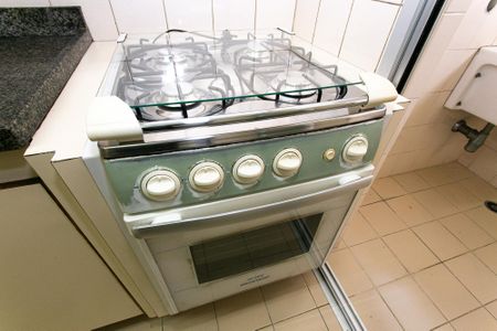 Apartamento para alugar com 61m², 3 quartos e 1 vaga Apartamento para alugar com 61m², 3 quartos e 1 vagaCozinha - Fogão
