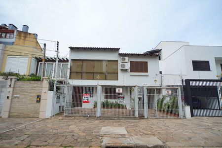 Casa à venda com 450m², 5 quartos e 3 vagasFachada 