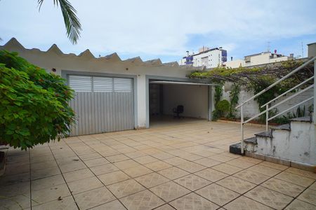 Casa à venda com 450m², 5 quartos e 3 vagasPátio 