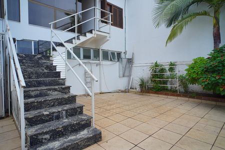 Casa à venda com 450m², 5 quartos e 3 vagasPátio 