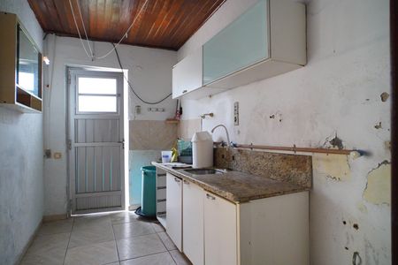 Casa à venda com 450m², 5 quartos e 3 vagasÁrea  de serviço 
