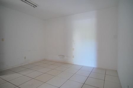 Casa à venda com 450m², 5 quartos e 3 vagasCozinha 