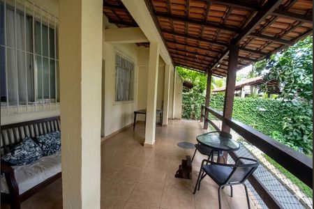 Área externa de casa à venda com 5 quartos, 240m² em Tanque, Rio de Janeiro