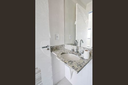 Apartamento à venda com 60m², 2 quartos e 2 vagasBanheiro Social