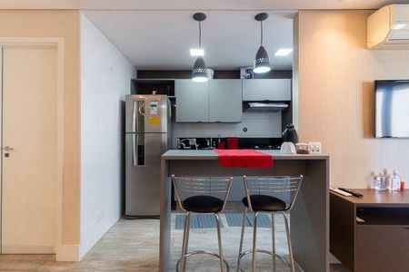 Apartamento para alugar com 1 quarto, 49m² em Alphaville Industrial, Barueri