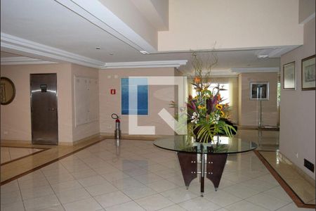 Apartamento para alugar com 34m², 1 quarto e 1 vaga Apartamento para alugar com 34m², 1 quarto e 1 vagaHall Social