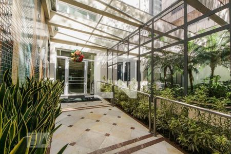 Apartamento para alugar com 34m², 1 quarto e 1 vaga Apartamento para alugar com 34m², 1 quarto e 1 vagaEntrada do Prédio