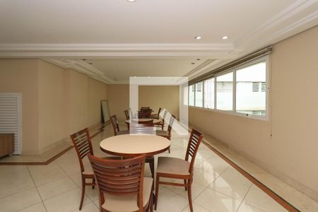 Apartamento para alugar com 34m², 1 quarto e 1 vaga Apartamento para alugar com 34m², 1 quarto e 1 vagaÁrea Comum - Salão de Festas