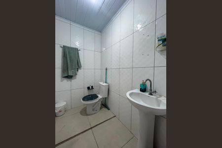 Casa de condomínio à venda com 120m², 6 quartos e 2 vagasCasa 1 - Banheiro