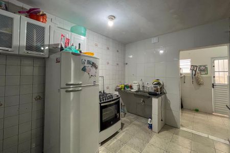 Casa de condomínio à venda com 120m², 6 quartos e 2 vagasCasa 3 - Cozinha