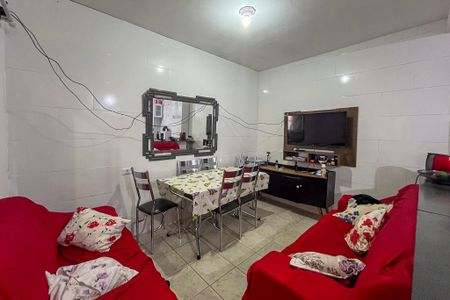 Casa de condomínio à venda com 120m², 6 quartos e 2 vagasCasa 3 - Sala