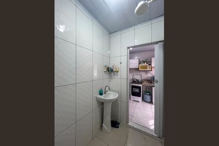 Casa de condomínio à venda com 120m², 6 quartos e 2 vagasCasa 1 - Banheiro