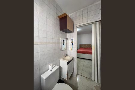 Casa de condomínio à venda com 120m², 6 quartos e 2 vagasCasa 3 - Banheiro da Suite