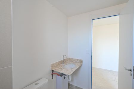 Apartamento à venda com 69m², 2 quartos e 1 vagaBanheiro da Suíte