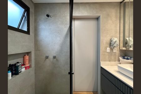 Apartamento para alugar com 260m², 4 quartos e 2 vagasBanheiro suíte 2