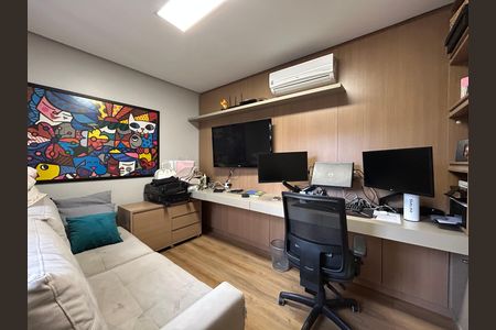 Apartamento para alugar com 260m², 4 quartos e 2 vagasQuarto 2