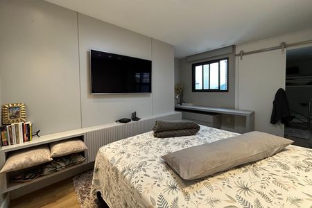 Apartamento para alugar com 260m², 4 quartos e 2 vagasSuíte 2