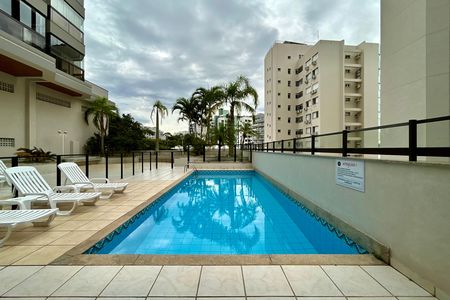 Apartamento para alugar com 260m², 4 quartos e 2 vagasÁrea comum - Piscina