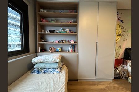 Apartamento para alugar com 260m², 4 quartos e 2 vagasSuíte 1