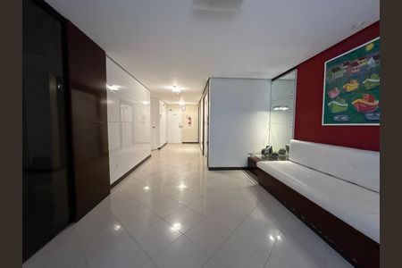 Apartamento para alugar com 260m², 4 quartos e 2 vagasHall de entrada