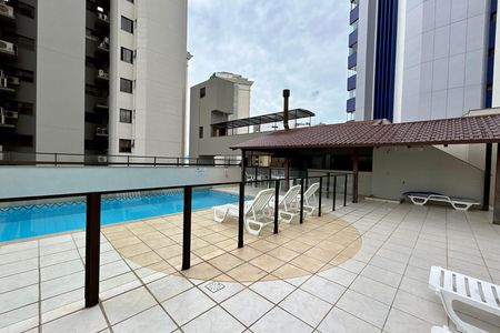 Apartamento para alugar com 260m², 4 quartos e 2 vagasÁrea comum - Piscina