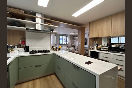 Apartamento para alugar com 260m², 4 quartos e 2 vagasCozinha 