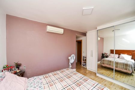 Apartamento à venda com 148m², 3 quartos e 1 vaga Apartamento à venda com 148m², 3 quartos e 1 vagaSuíte