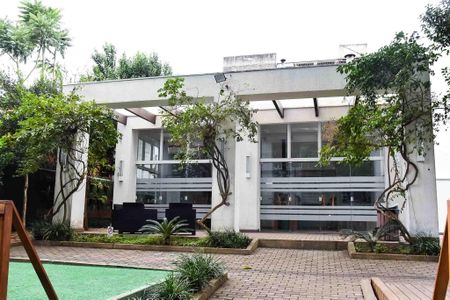 Apartamento à venda com 148m², 3 quartos e 1 vaga Apartamento à venda com 148m², 3 quartos e 1 vagaÁrea comum - Salão de festas