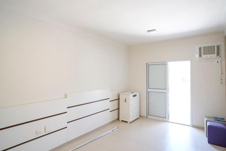 Casa para alugar com 273m², 3 quartos e 3 vagasSuíte 1