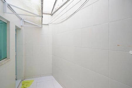 Casa para alugar com 273m², 3 quartos e 3 vagasárea de serviço