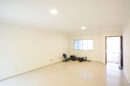 Casa para alugar com 273m², 3 quartos e 3 vagasSala