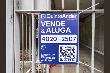 Apartamento à venda com 57m², 2 quartos e sem vaga Apartamento à venda com 57m², 2 quartos e sem vagaPlaca