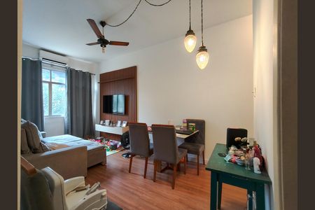 Sala de apartamento à venda com 2 quartos, 57m² em Tijuca, Rio de Janeiro