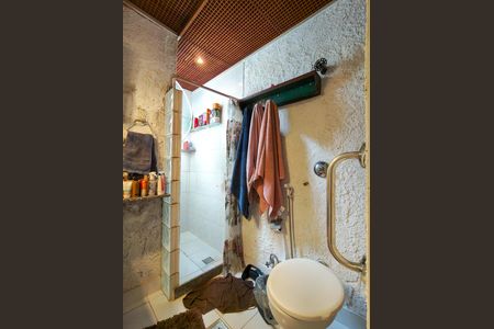 Apartamento à venda com 57m², 2 quartos e sem vaga Apartamento à venda com 57m², 2 quartos e sem vagaBanheiro Corredor