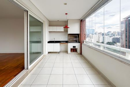 Apartamento para alugar com 151m², 3 quartos e 3 vagas