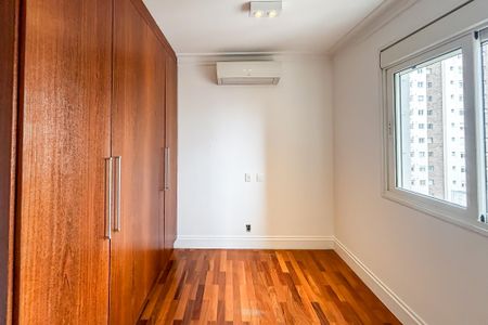 Apartamento para alugar com 151m², 3 quartos e 3 vagas