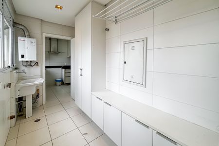 Apartamento para alugar com 151m², 3 quartos e 3 vagas