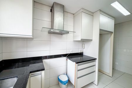 Apartamento para alugar com 151m², 3 quartos e 3 vagas