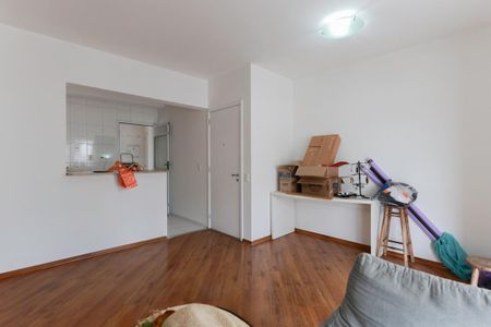 Sala de apartamento para alugar com 3 quartos, 71m² em Jardim Pereira Leite, São Paulo