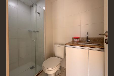 Apartamento para alugar com 68m², 2 quartos e 1 vaga Apartamento para alugar com 68m², 2 quartos e 1 vagaSuíte - Banheiro
