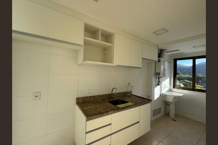 Apartamento para alugar com 68m², 2 quartos e 1 vaga Apartamento para alugar com 68m², 2 quartos e 1 vagaCozinha e Área de Serviço
