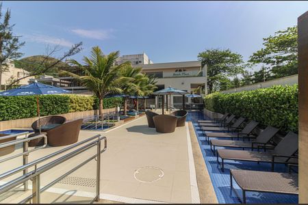 Apartamento para alugar com 68m², 2 quartos e 1 vaga Apartamento para alugar com 68m², 2 quartos e 1 vagaClube praiano
