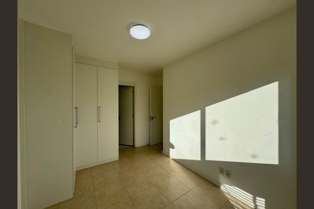 Apartamento para alugar com 68m², 2 quartos e 1 vaga Apartamento para alugar com 68m², 2 quartos e 1 vagaSuíte