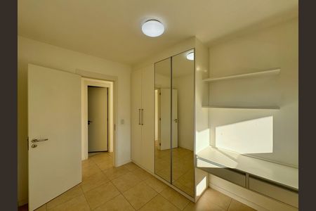 Apartamento para alugar com 68m², 2 quartos e 1 vaga Apartamento para alugar com 68m², 2 quartos e 1 vagaQuarto